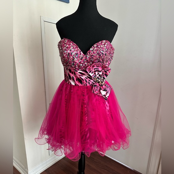 Incredible Y2K party dress - Picture 1 of 8